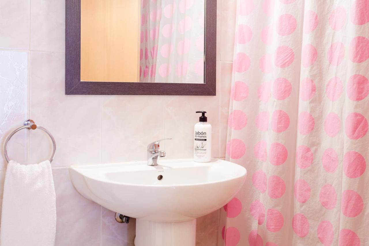 Patio Budget Apartment 12 กาลองเย ภายนอก รูปภาพ
