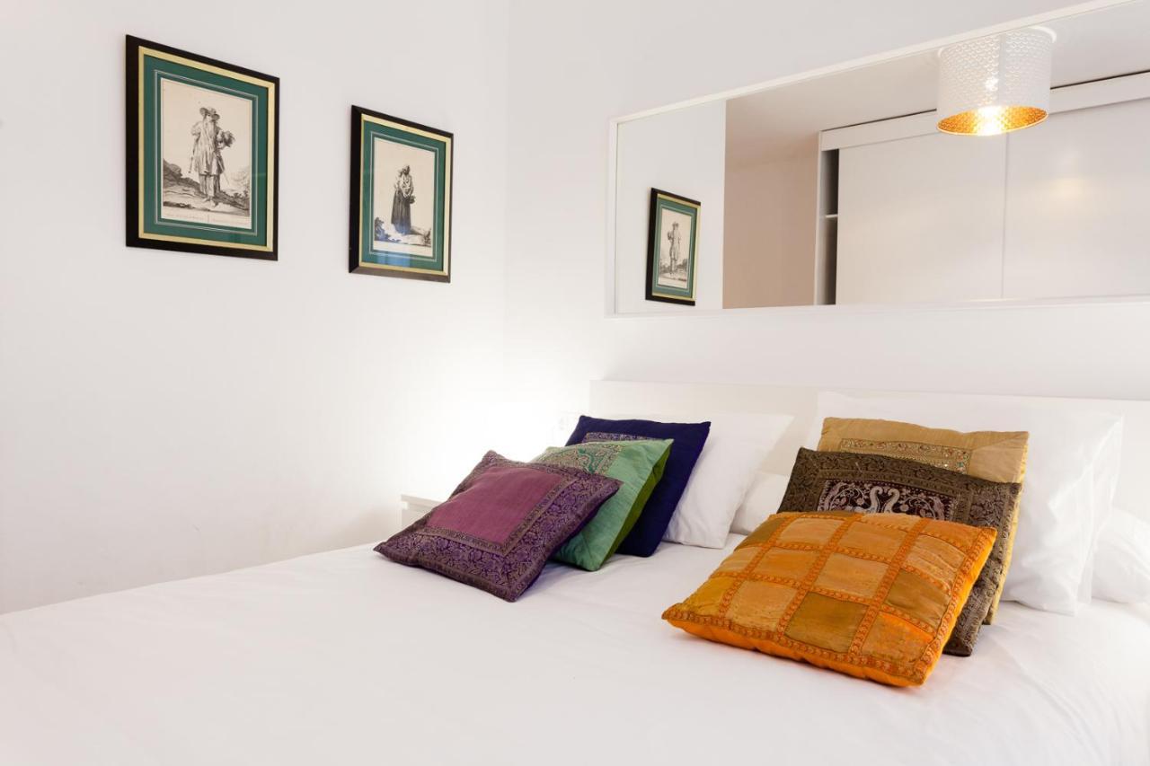 Patio Budget Apartment 12 กาลองเย ภายนอก รูปภาพ